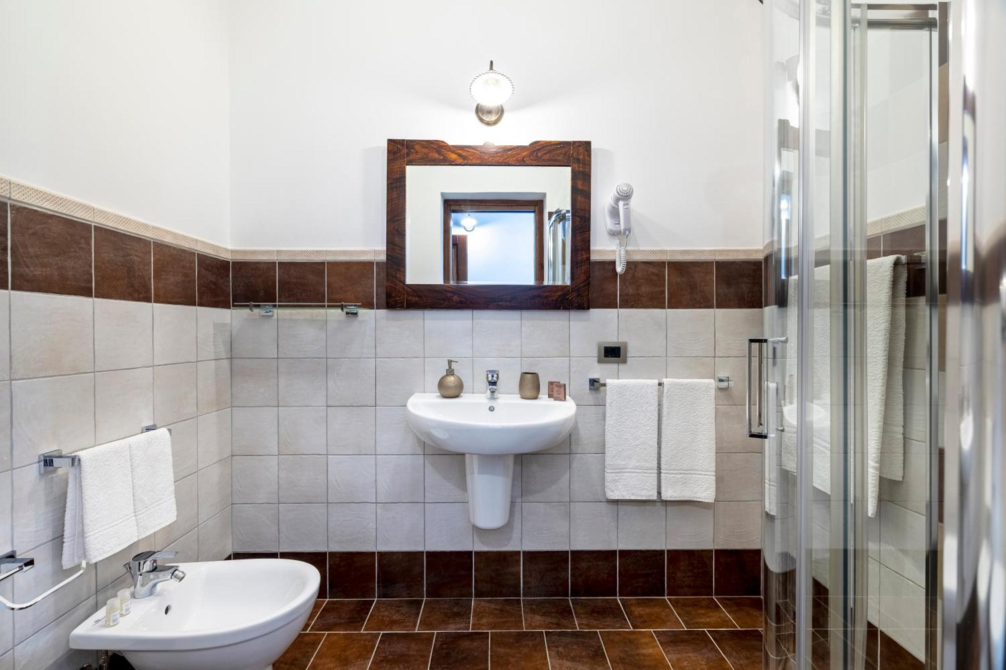 B&B L'Angolino Della Nonna Castelluzzo Exterior foto